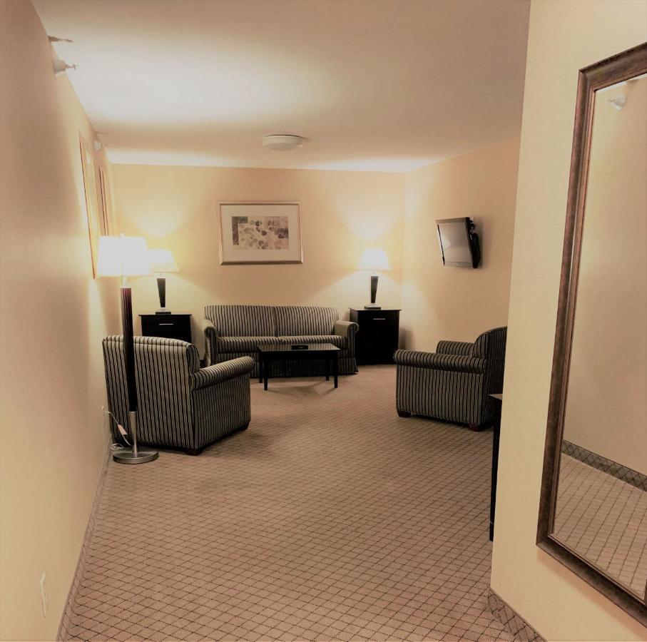 Holiday Inn Express Plymouth By Ihg Екстериор снимка