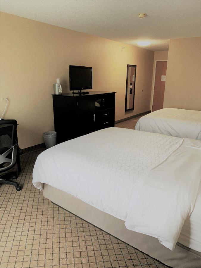 Holiday Inn Express Plymouth By Ihg Екстериор снимка