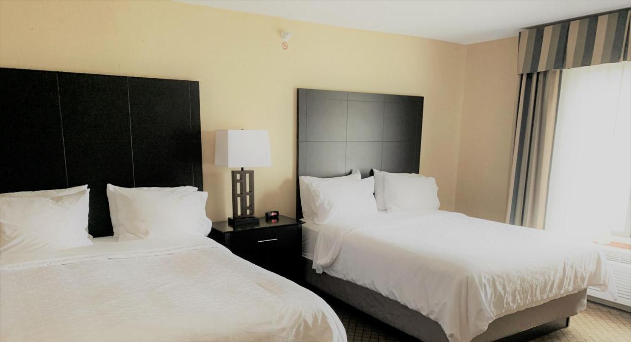 Holiday Inn Express Plymouth By Ihg Екстериор снимка