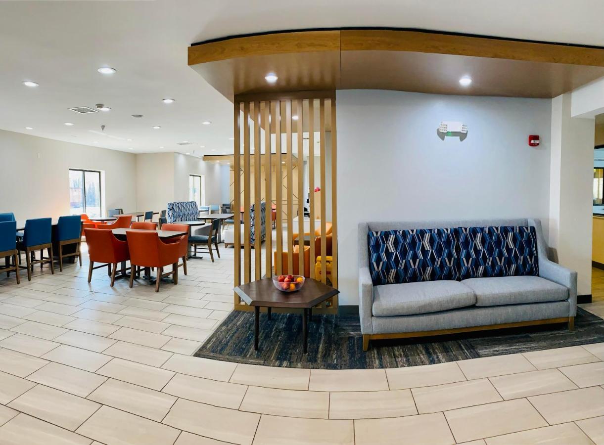 Holiday Inn Express Plymouth By Ihg Екстериор снимка