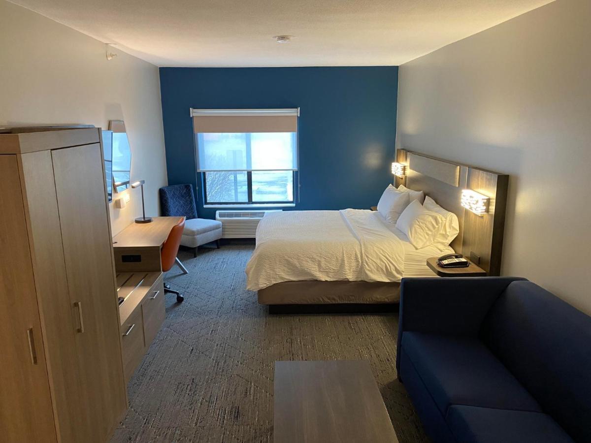 Holiday Inn Express Plymouth By Ihg Екстериор снимка