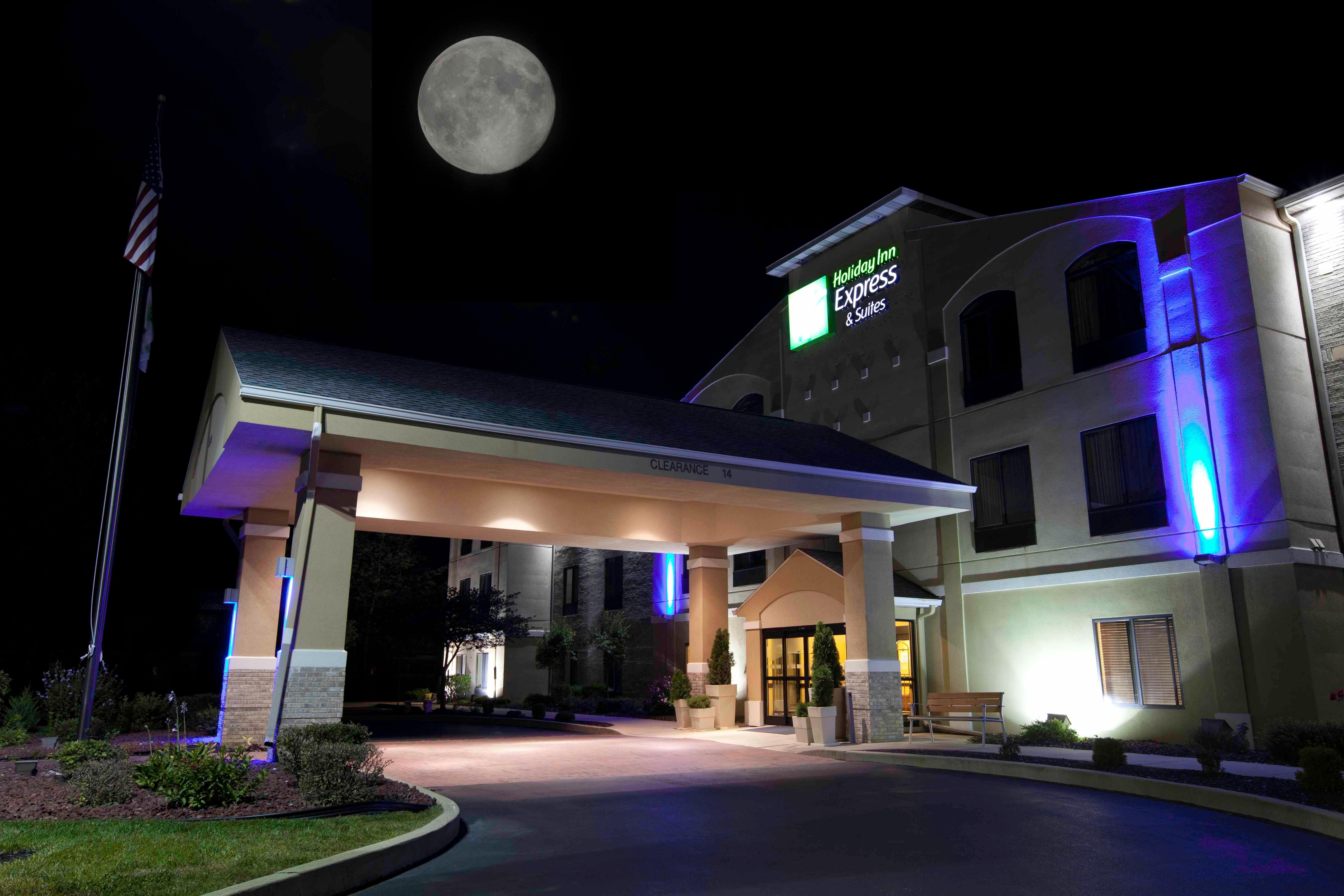 Holiday Inn Express Plymouth By Ihg Екстериор снимка